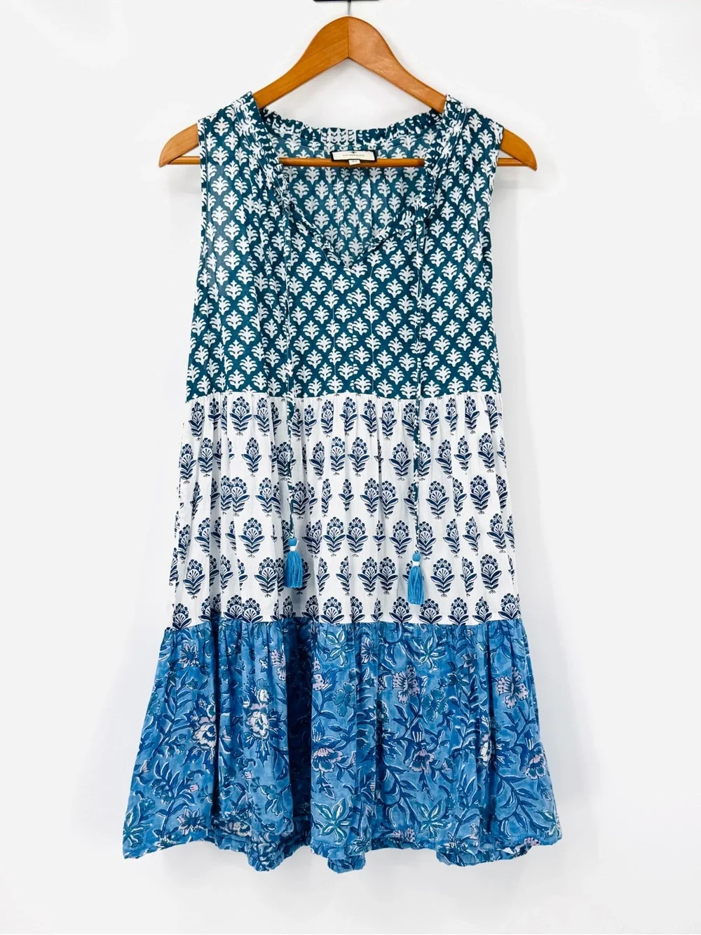 TuckerNuck Paloma Tired Mixed Floral Print Swing Dress - Picture 2 of 9